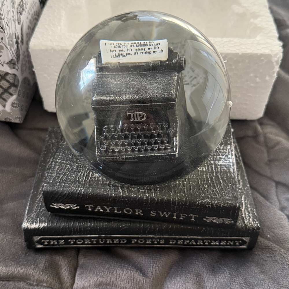 Taylor Swift The Tortured Poets Department Snowglobe